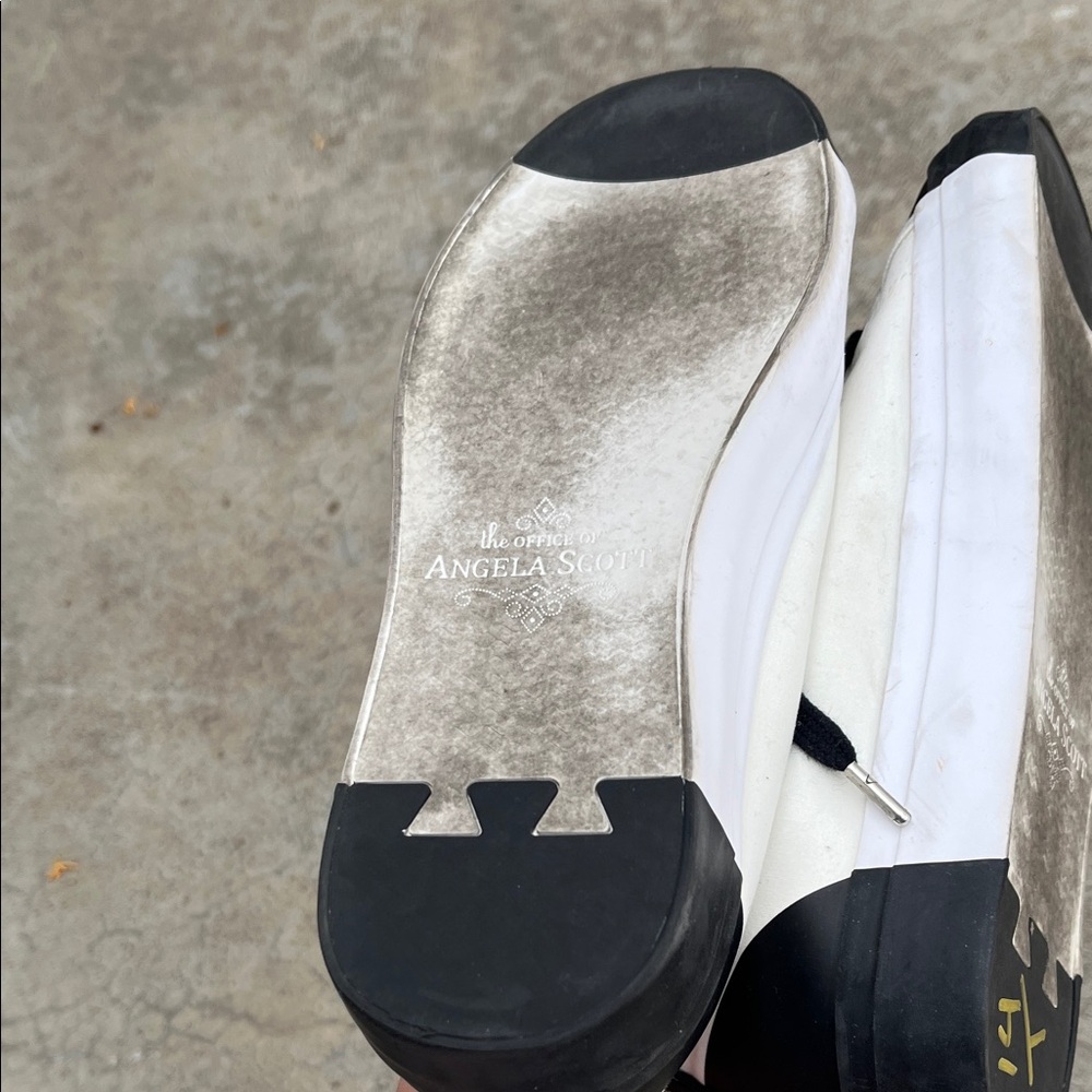 Angela Scott White Canvas Sneakers with Black Accents - Picture 3 of 5